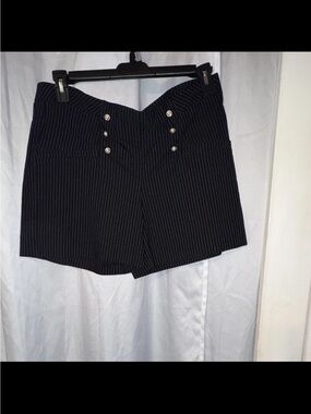 LC Laura Cruz High-Waist Navy Pinstripe Sailor Shorts Size XL
